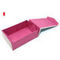 Rechteckige Geschenkbox aus rosafarbenem Faltkarton mit Klappdeckel