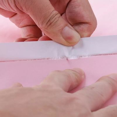 Karton SGS recycelte Kraftpapier-Werbesendungen Umweltfreundliche rosafarbene Doppel-Kraftpapier-Blasen-Werbesendungen