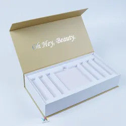Steife Pappmagnetische Geschenkbox EVA Insert Cosmetic Packaging Boxess