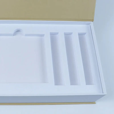Steife Pappmagnetische Geschenkbox EVA Insert Cosmetic Packaging Boxess